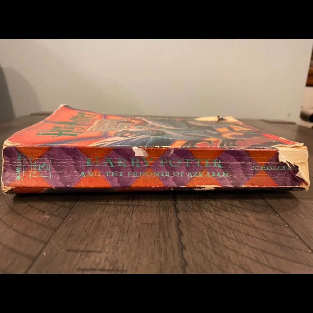 Harry Potter Book - Picture 8 of 9